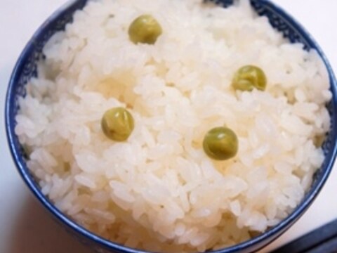 春の味覚はこれっ、基本の豆ご飯